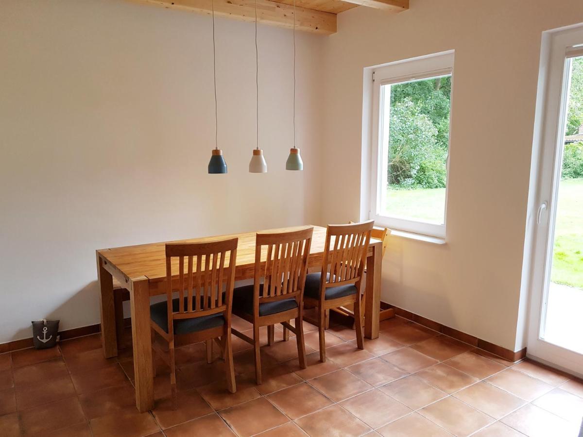 Ferienhaus An Der Nordsee - Familienfreundlich, Gut Ausgestattet & Viel Platz Butjadingen Extérieur photo